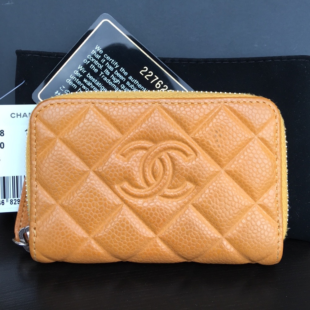SOLD CHANEL caviar card holder wallet